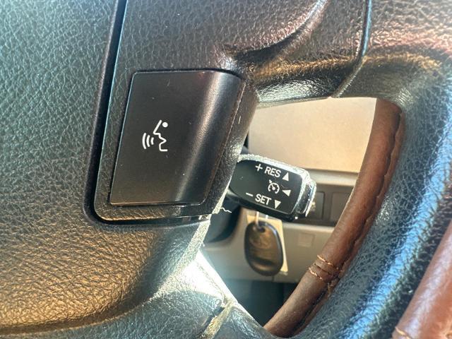 2013 Toyota Tundra Grade 5.7L V8