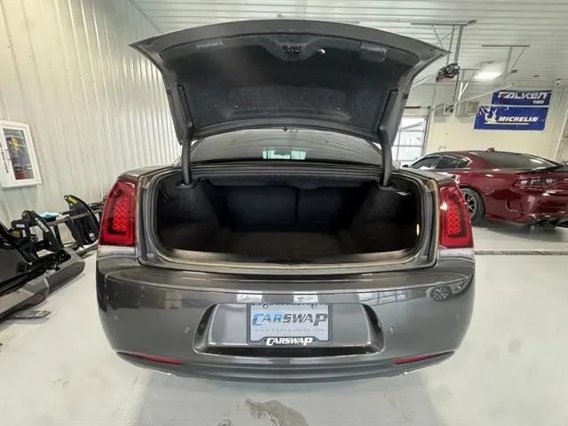 2022 Chrysler 300 Touring L AWD
