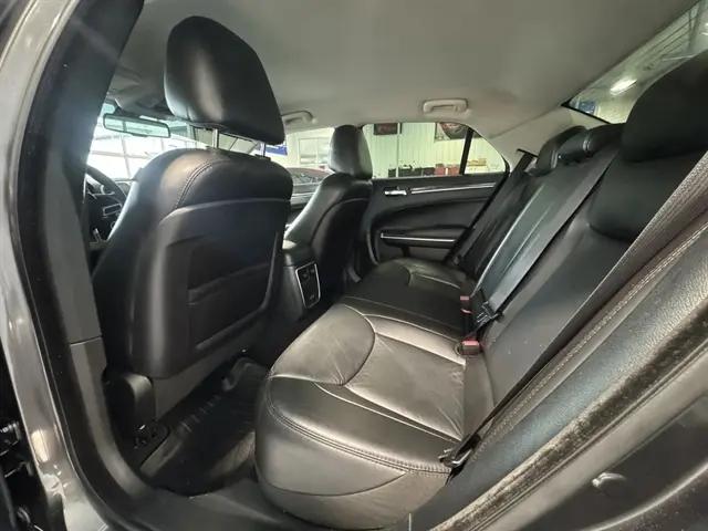 2022 Chrysler 300 Touring L AWD