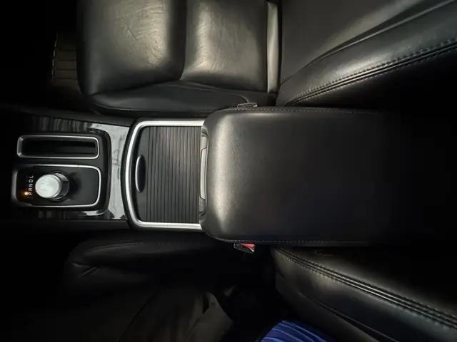 2022 Chrysler 300 Touring L AWD