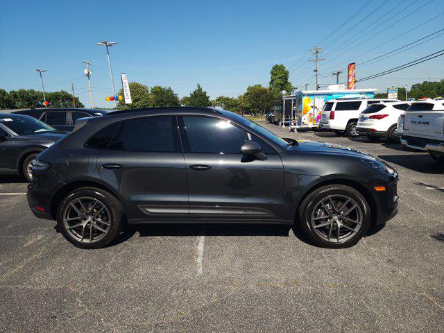 2025 Porsche Macan T