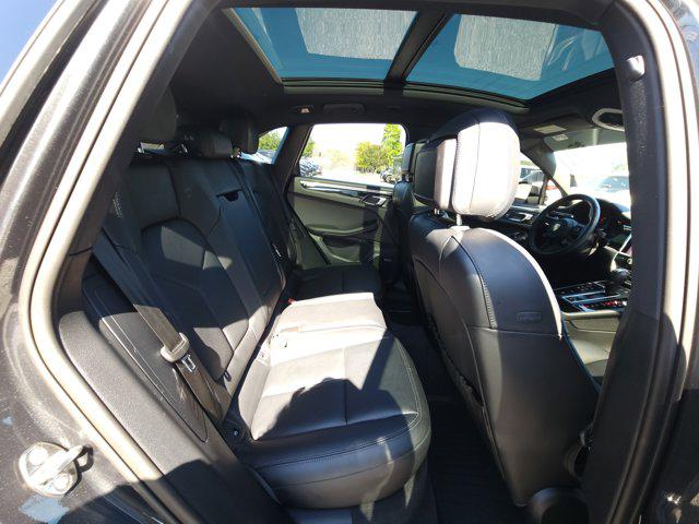 2025 Porsche Macan T
