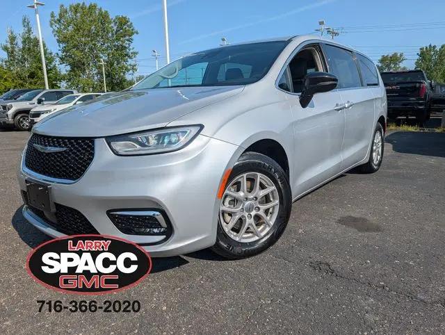 2024 Chrysler Pacifica Touring L for sale in Dunkirk, NY