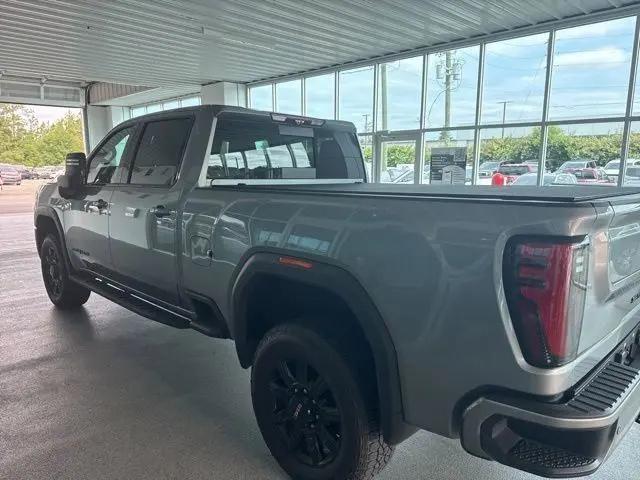 2025 GMC Sierra 2500HD 4WD Crew Cab Standard Bed AT4