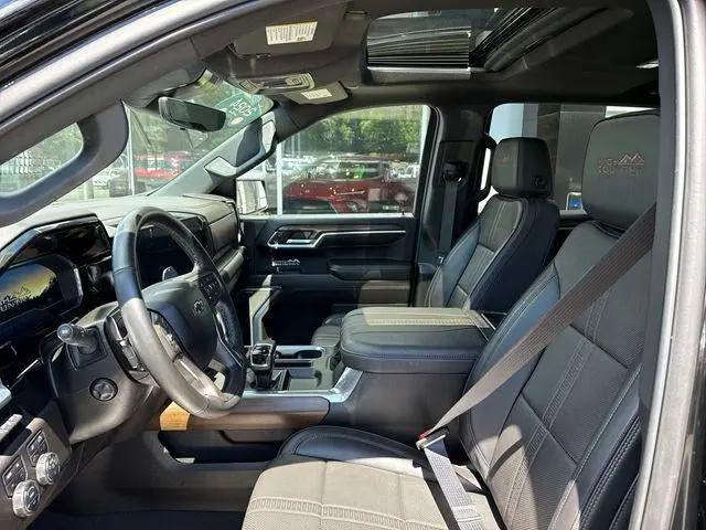 2024 Chevrolet Silverado 1500 4WD Crew Cab Short Bed High Country
