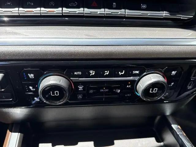 2024 Chevrolet Silverado 1500 4WD Crew Cab Short Bed High Country