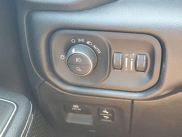 2022 Ram 1500 Laramie Crew Cab 4x4 5'7" Box