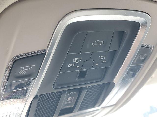 2022 Ram 1500 Laramie Crew Cab 4x4 5'7" Box