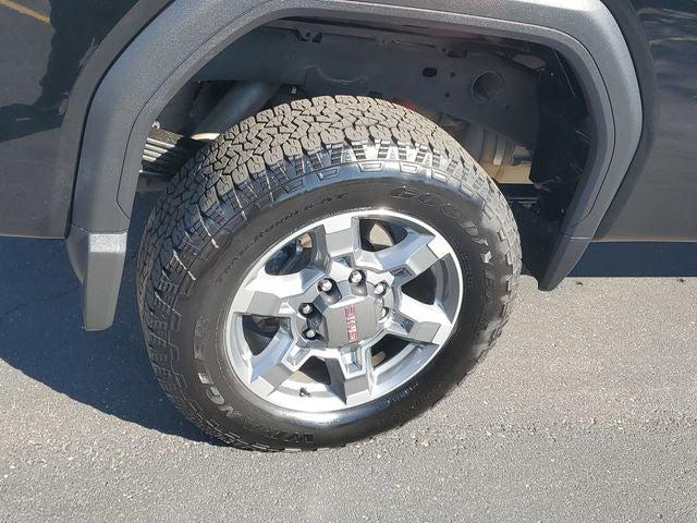 2025 GMC Sierra 2500HD 4WD Crew Cab Long Bed SLE
