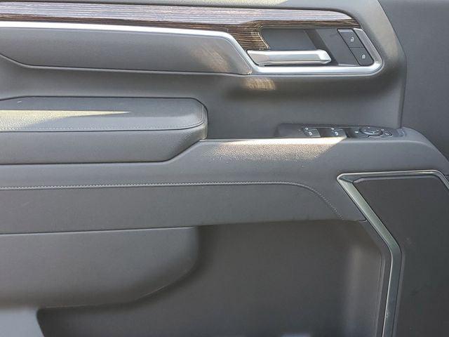 2025 GMC Sierra 2500HD 4WD Crew Cab Long Bed SLE