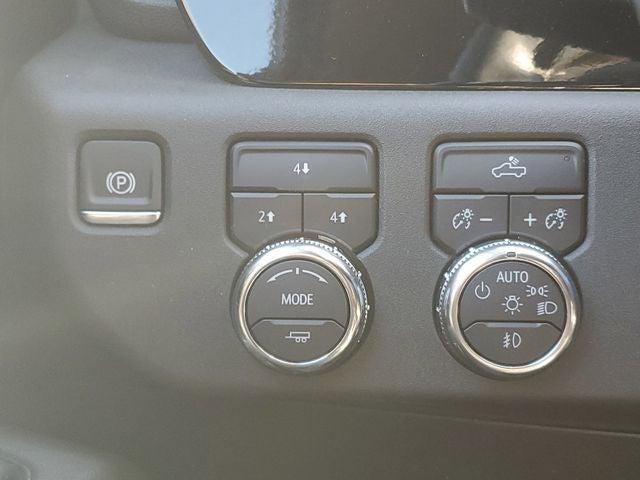 2025 GMC Sierra 2500HD 4WD Crew Cab Long Bed SLE