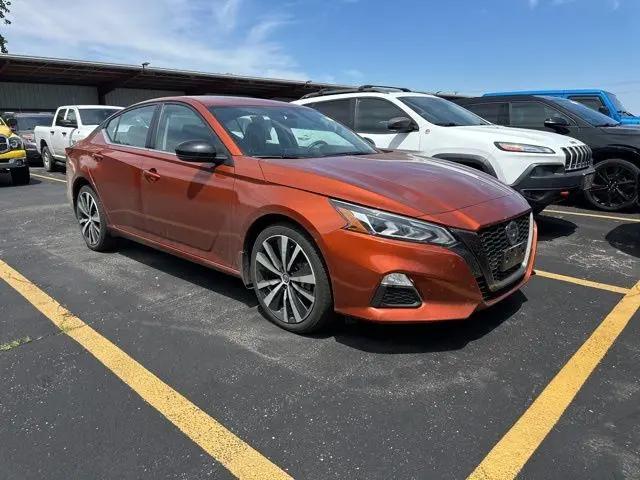 2021 Nissan Altima SR Intelligent AWD for sale in Sterling, IL