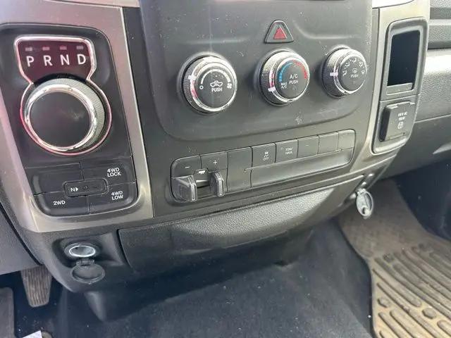 2022 Ram 1500 Classic SLT