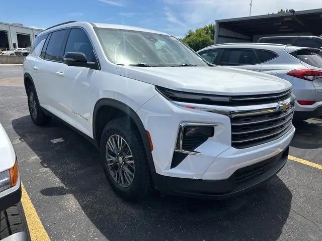 2024 Chevrolet Traverse AWD LT