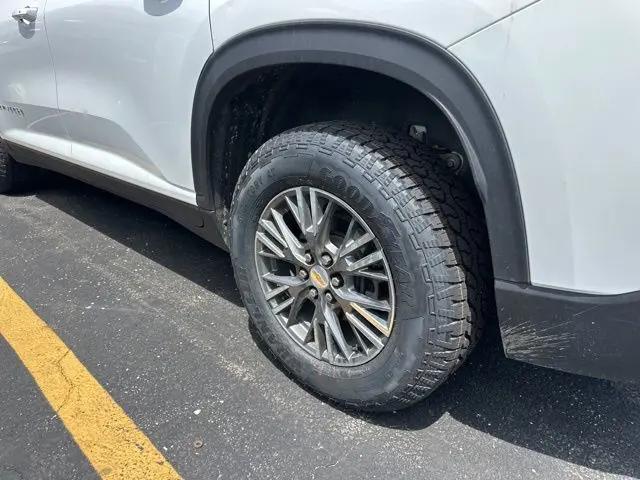2024 Chevrolet Traverse AWD LT