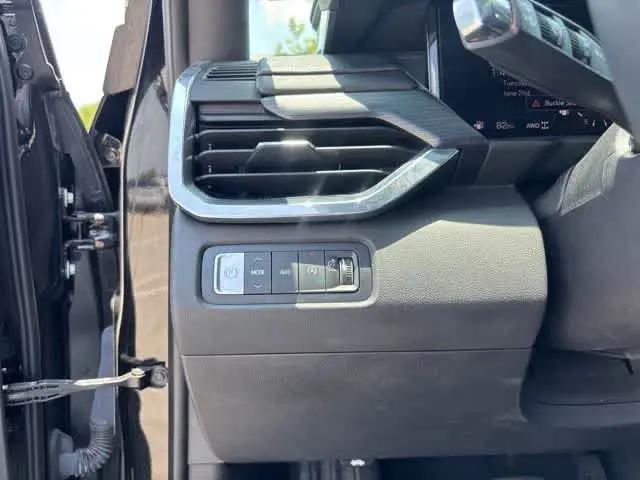 2024 GMC Acadia AWD Elevation