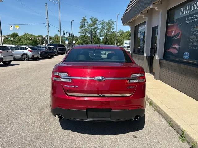 2017 Ford Taurus SEL