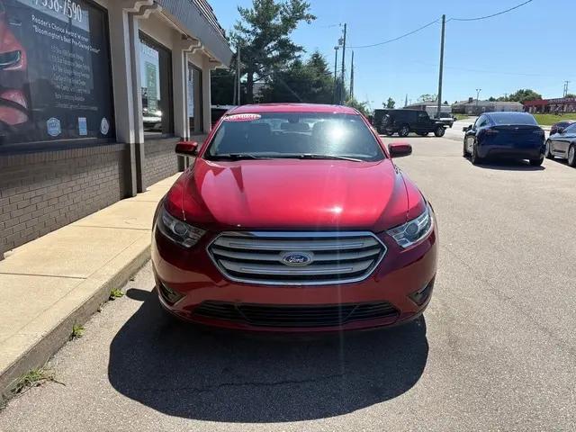 2017 Ford Taurus SEL