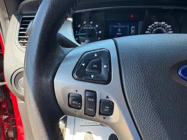 2017 Ford Taurus SEL