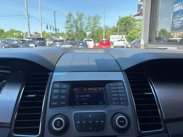 2017 Ford Taurus SEL