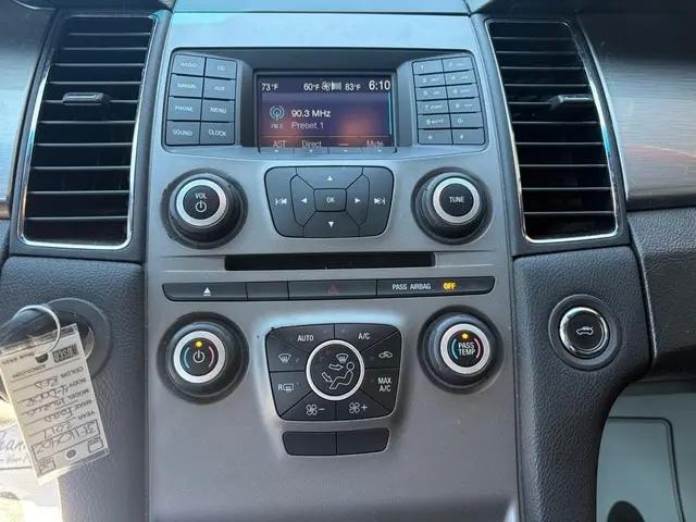 2017 Ford Taurus SEL