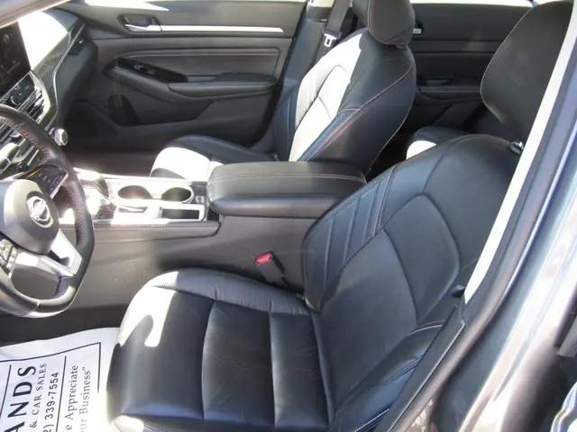2023 Nissan Altima SR FWD