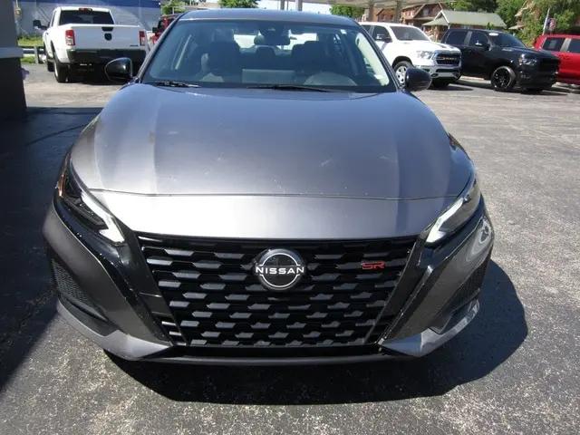 2023 Nissan Altima SR FWD