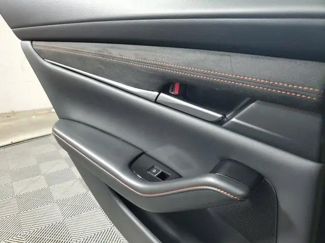 2025 Mazda Mazda3 2.5 Carbon Turbo