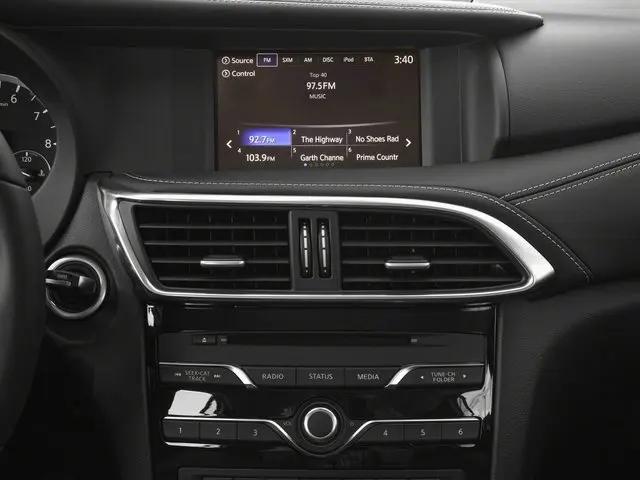 2018 INFINITI QX30 Premium