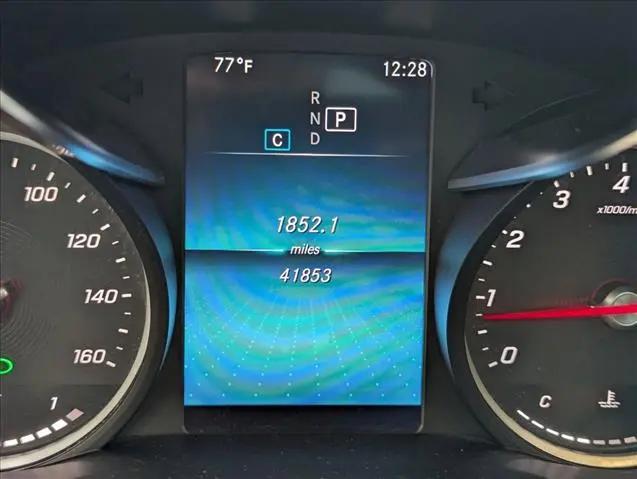 2022 Mercedes-Benz GLC SUV