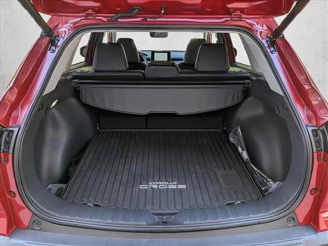 2024 Toyota Corolla Cross XLE