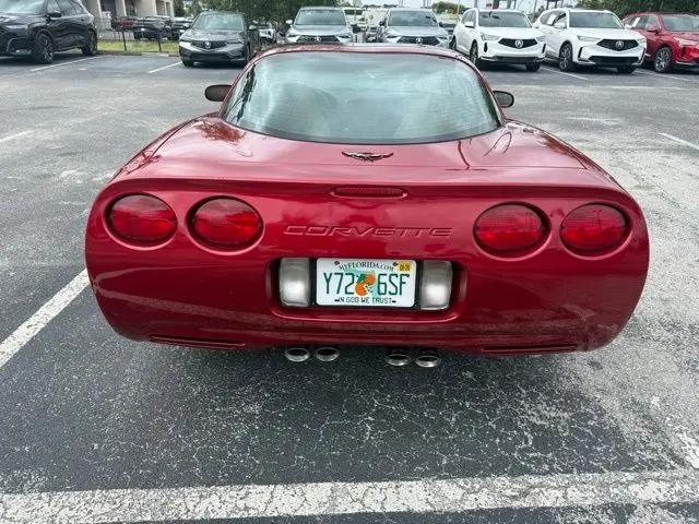 2004 Chevrolet Corvette Base