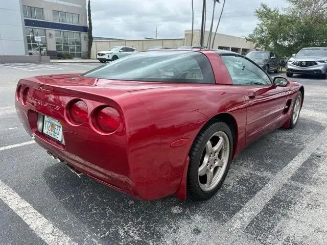 2004 Chevrolet Corvette Base