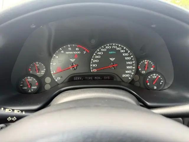 2004 Chevrolet Corvette Base