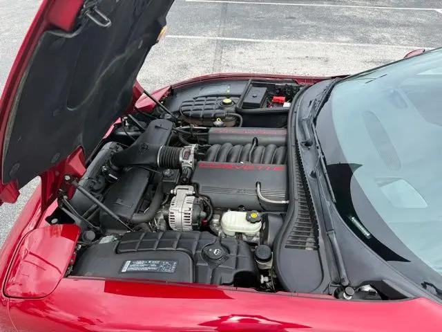 2004 Chevrolet Corvette Base