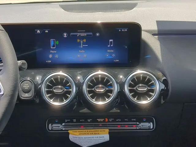 2026 Mercedes-Benz GLA-CLASS 4MATIC