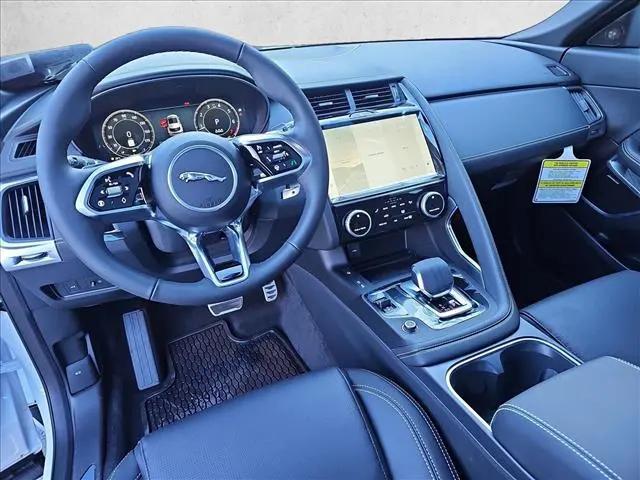 2024 Jaguar E-PACE R-Dynamic SE P250 AWD Automatic