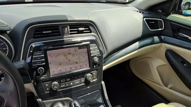 2021 Nissan Maxima Platinum Xtronic CVT