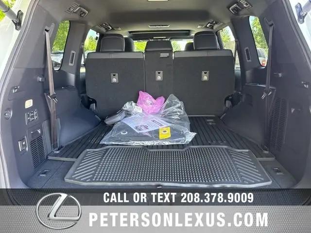 2026 Lexus LX Luxury