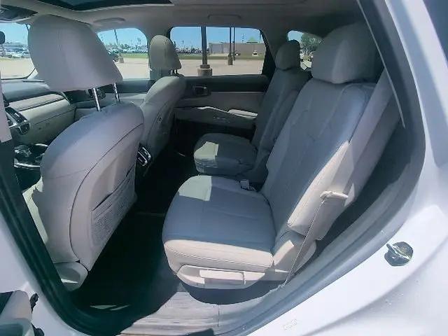 2023 Kia Sorento EX