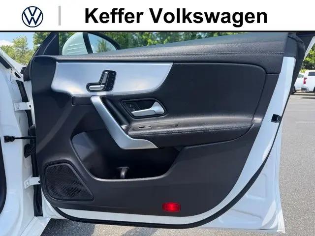 2025 Mercedes-Benz CLA 250 4MATIC