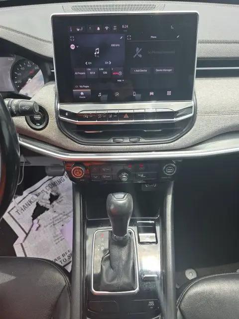 2022 Jeep Compass Latitude Lux 4x4
