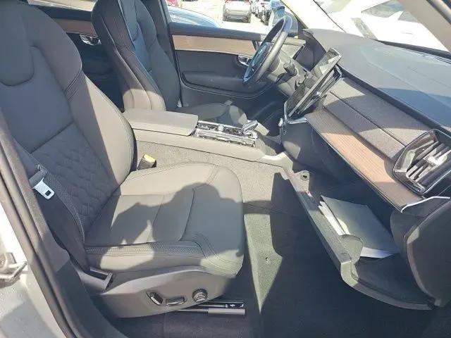 2026 Volvo XC90 Plus, B6 AWD Gas (mild hybrid), Gasoline, Bright, 7 Seats