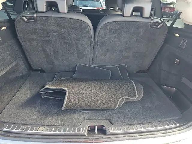 2026 Volvo XC90 Plus, B6 AWD Gas (mild hybrid), Gasoline, Bright, 7 Seats