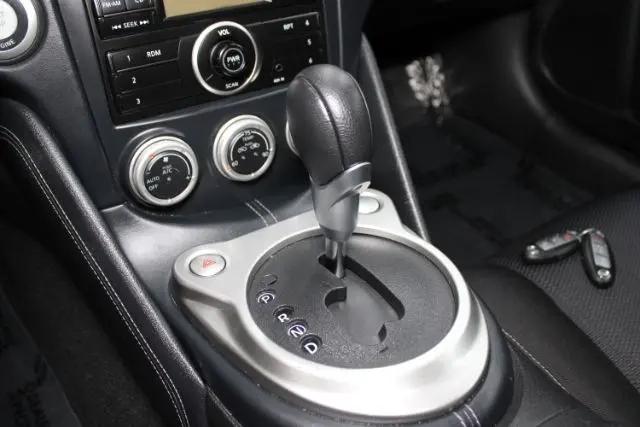 2009 Nissan 370Z Base