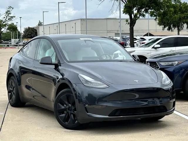 2024 Tesla Model Y Long Range Dual Motor All-Wheel Drive