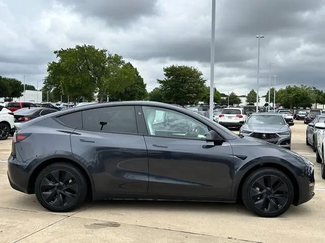 2024 Tesla Model Y Long Range Dual Motor All-Wheel Drive
