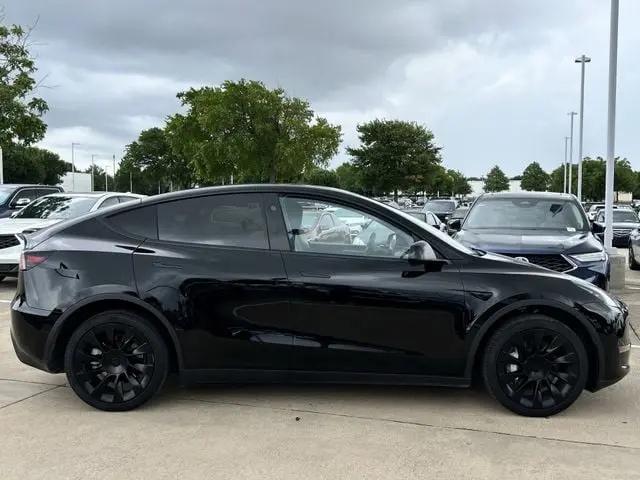 2025 Tesla Model Y Long Range Dual Motor All-Wheel Drive