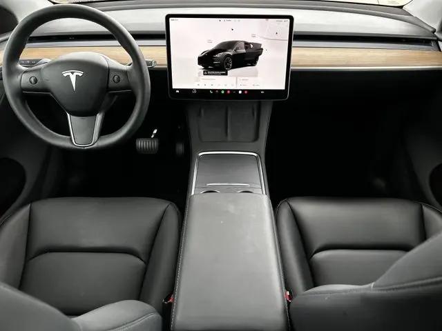 2025 Tesla Model Y Long Range Dual Motor All-Wheel Drive