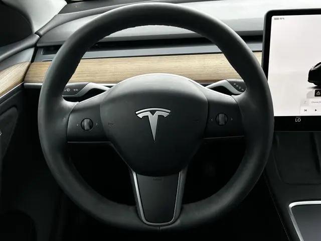 2025 Tesla Model Y Long Range Dual Motor All-Wheel Drive